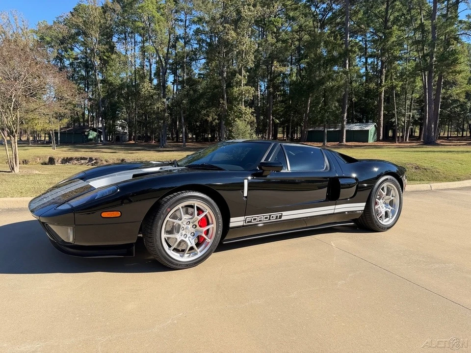 2005 Ford GT 1st Gen - Image 14 of 21