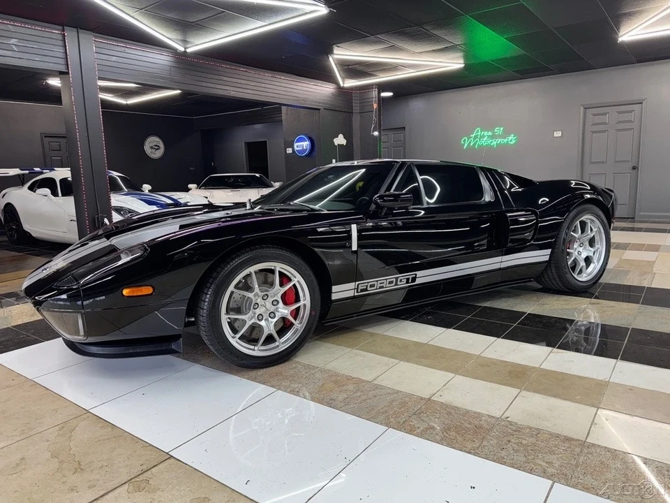 2005 Ford GT 1st Gen - Image 4 of 12