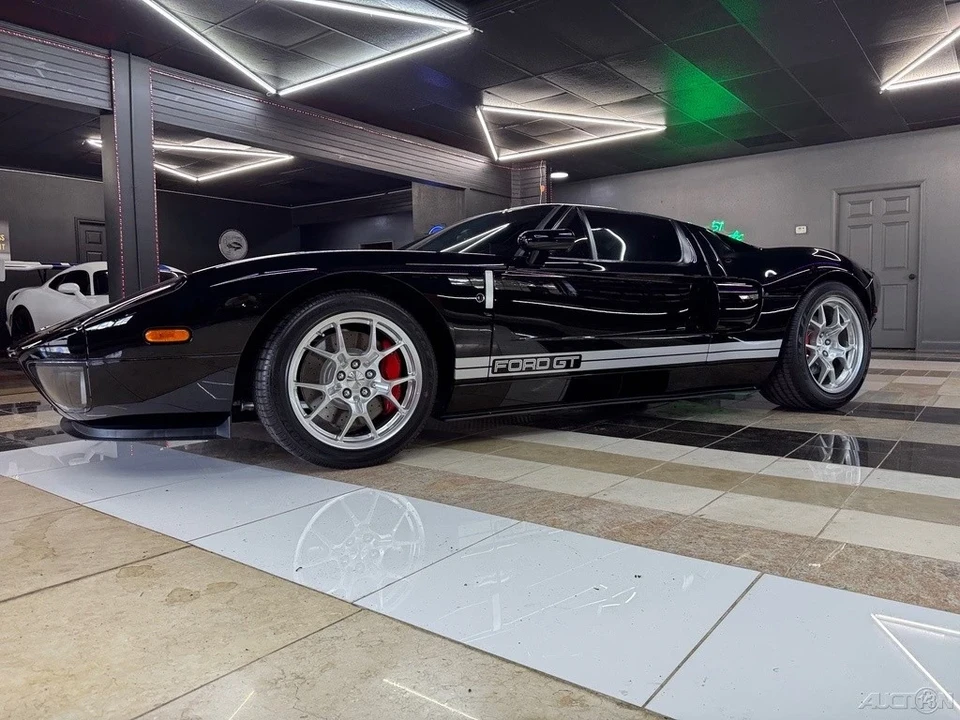 2005 Ford GT 1st Gen - Image 5 of 12