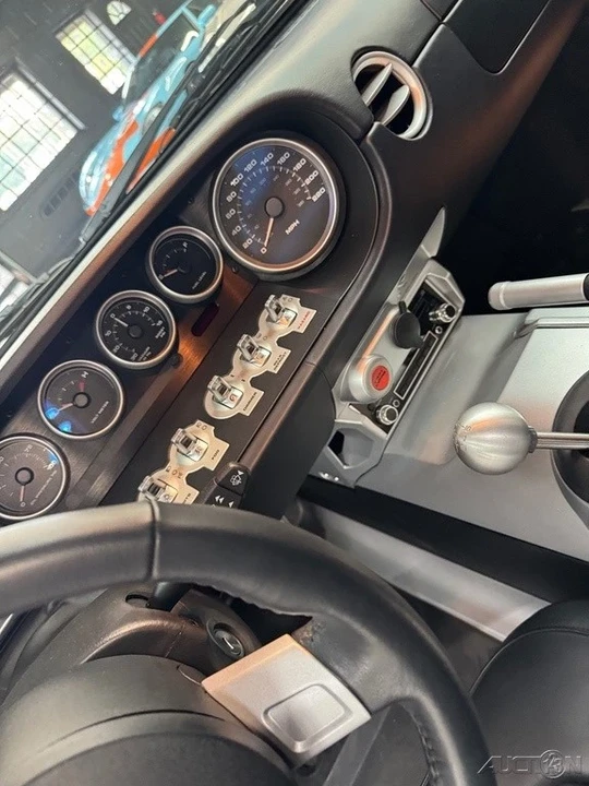 2005 Ford GT 1st Gen - Image 11 of 12