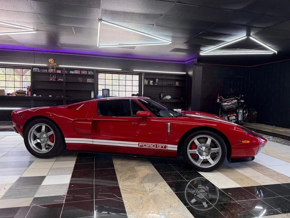 2005 Ford GT 1st Gen - Image 6 of 12