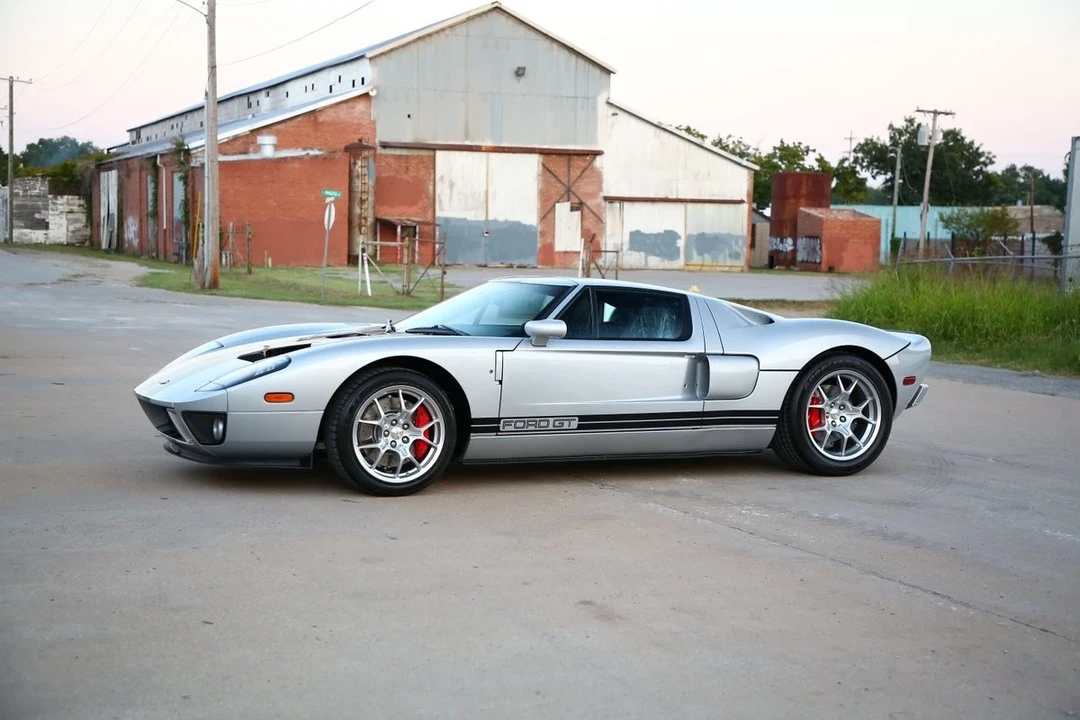 2005 Ford GT 1st Gen - Image 14 of 21