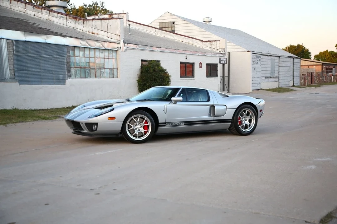 2005 Ford GT 1st Gen - Image 6 of 21