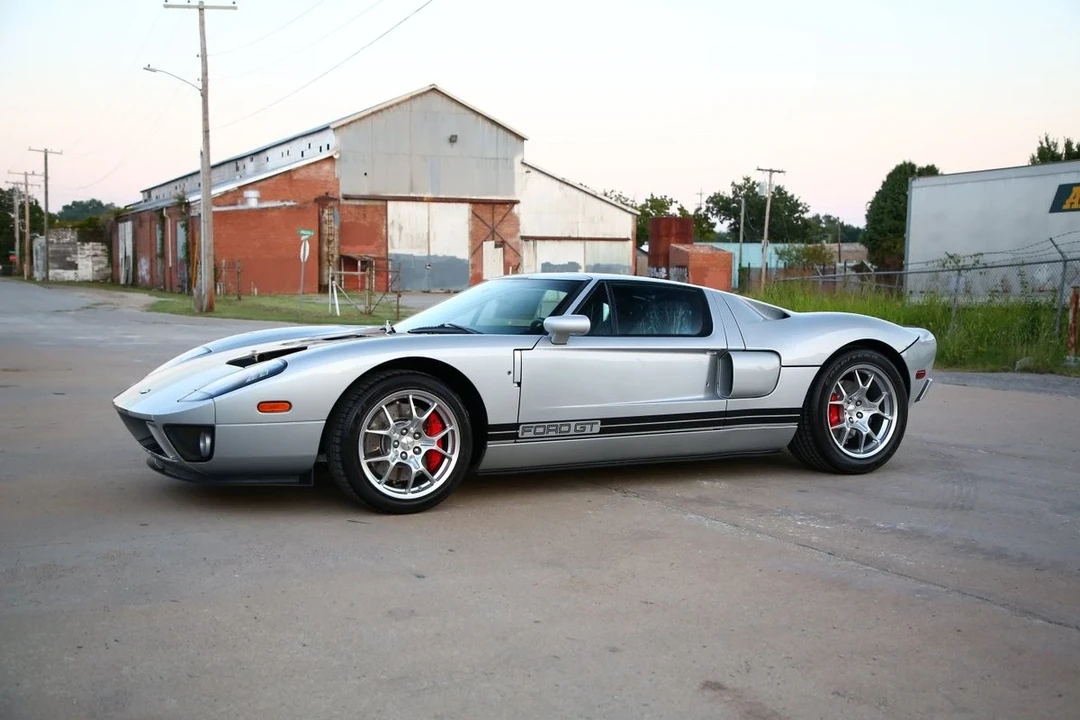 2005 Ford GT 1st Gen - Image 13 of 21