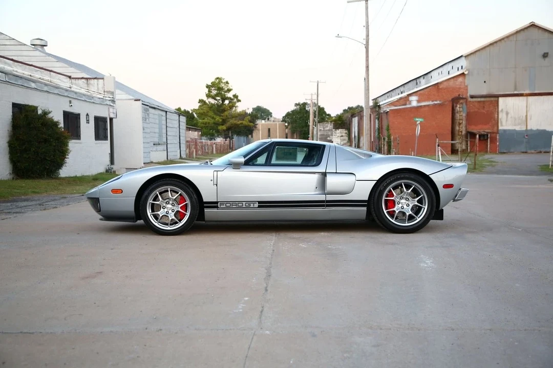 2005 Ford GT 1st Gen - Image 16 of 21