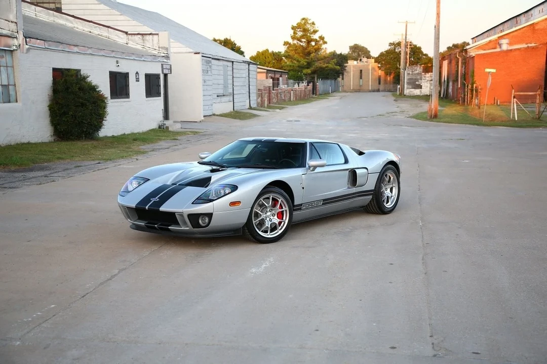 2005 Ford GT 1st Gen - Image 2 of 21