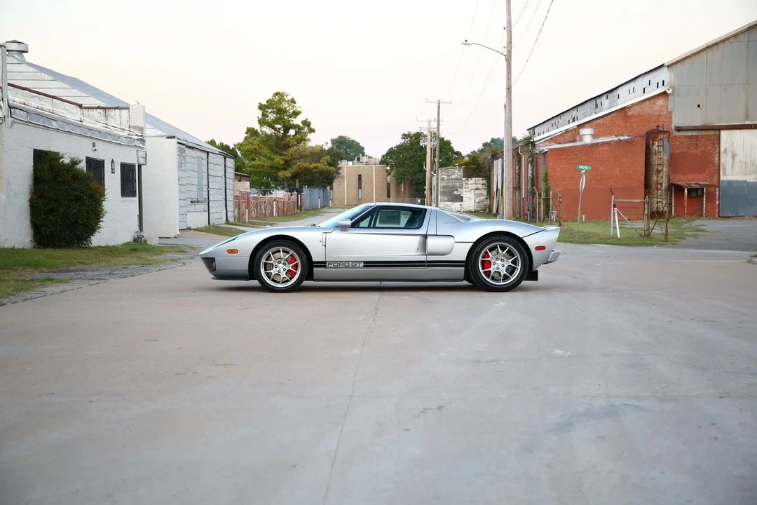 2005 Ford GT 1st Gen - Image 20 of 21