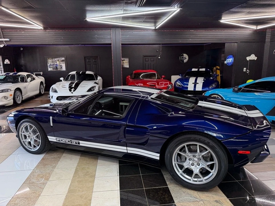 2005 Ford GT 1st Gen - Image 11 of 12