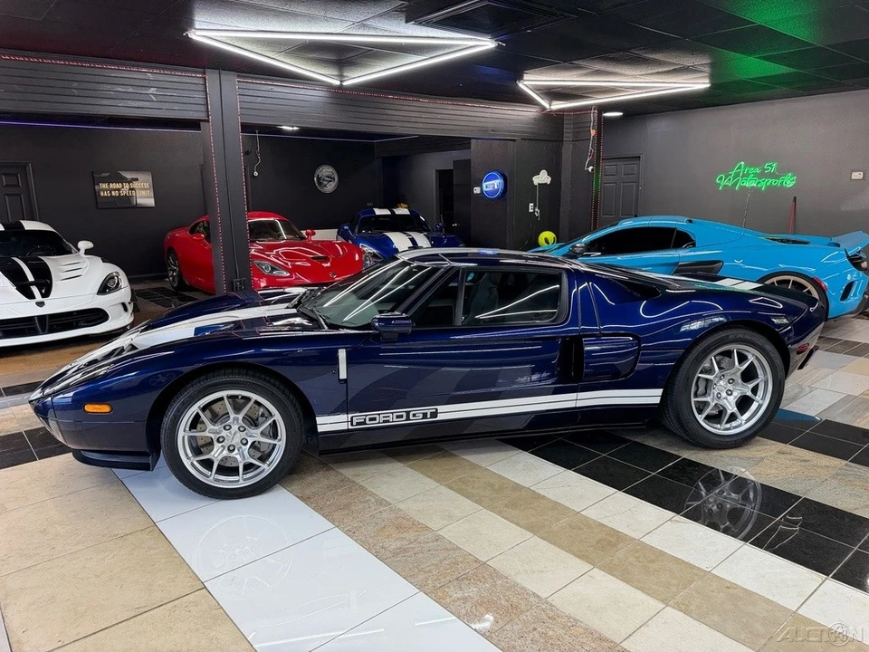 2005 Ford GT 1st Gen - Image 8 of 12