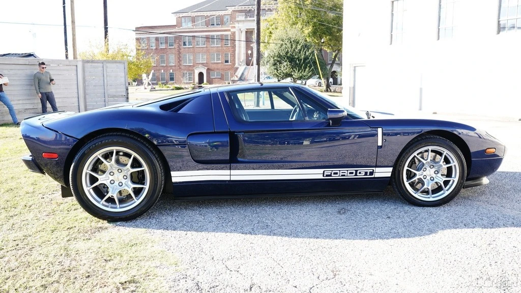 2005 Ford GT 1st Gen - Image 10 of 21