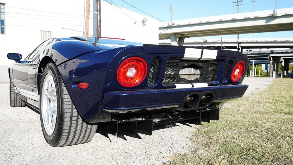 2005 Ford GT 1st Gen - Image 20 of 21
