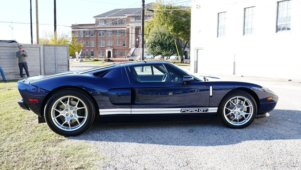 2005 Ford GT 1st Gen - Image 9 of 21