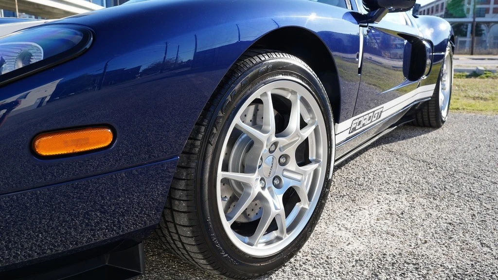 2005 Ford GT 1st Gen - Image 15 of 21