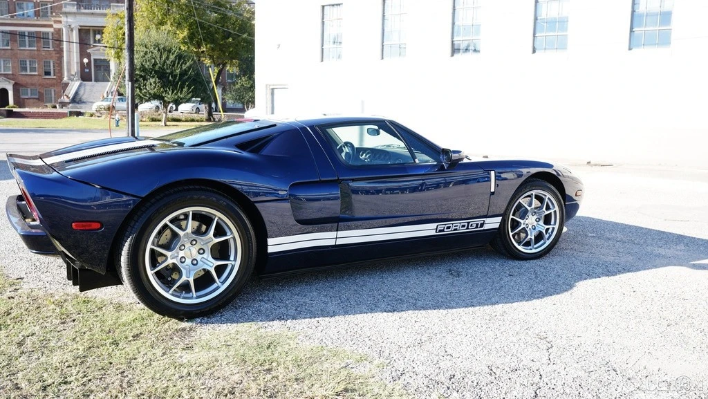 2005 Ford GT 1st Gen - Image 8 of 21