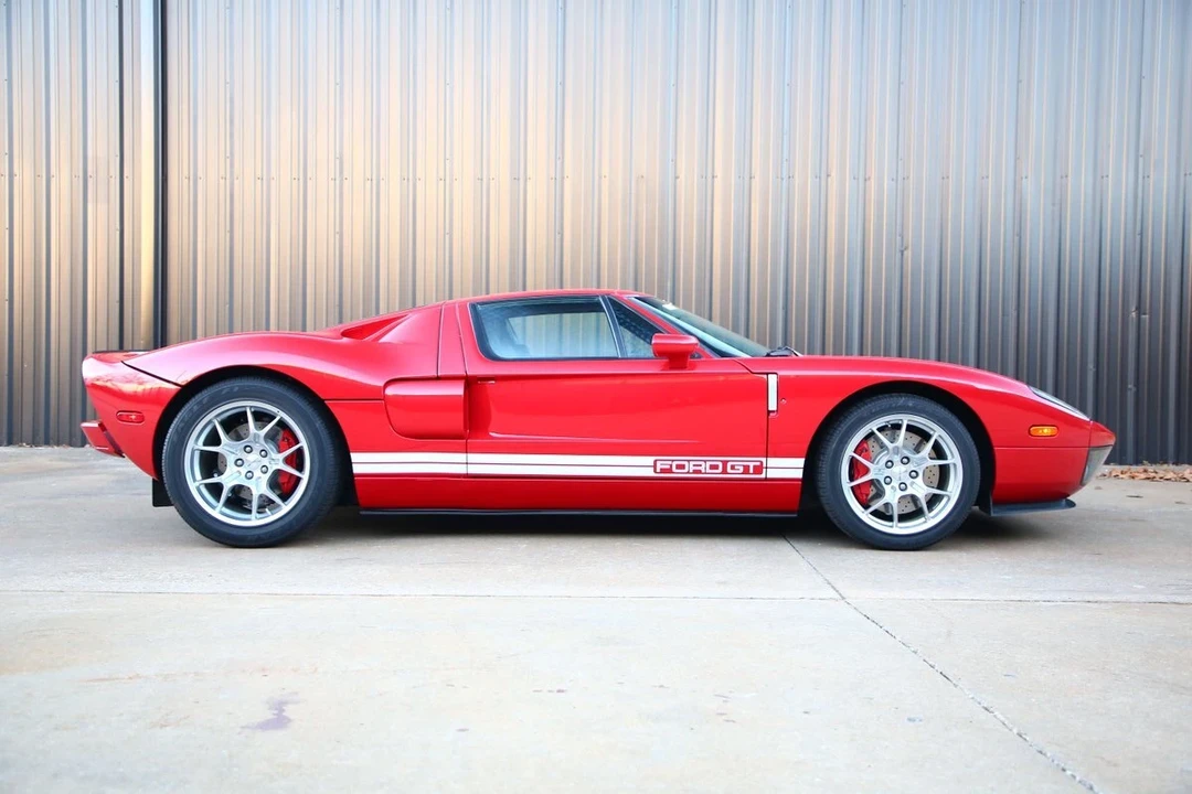 2005 Ford GT 1st Gen - Image 17 of 21