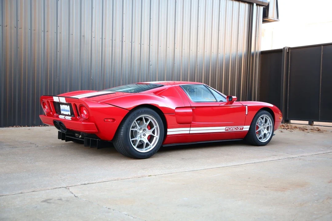 2005 Ford GT 1st Gen - Image 16 of 21