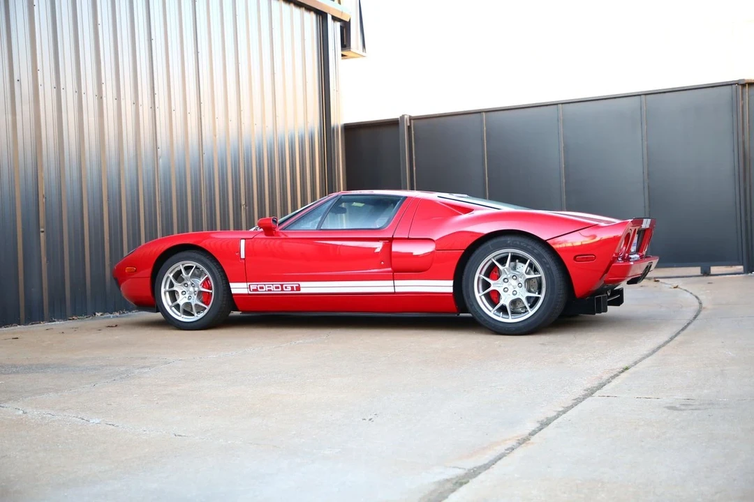 2005 Ford GT 1st Gen - Image 11 of 21