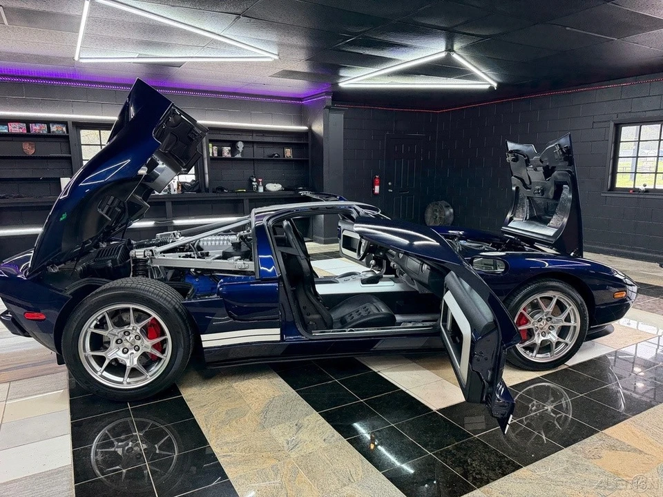 2005 Ford GT 1st Gen - Image 8 of 12