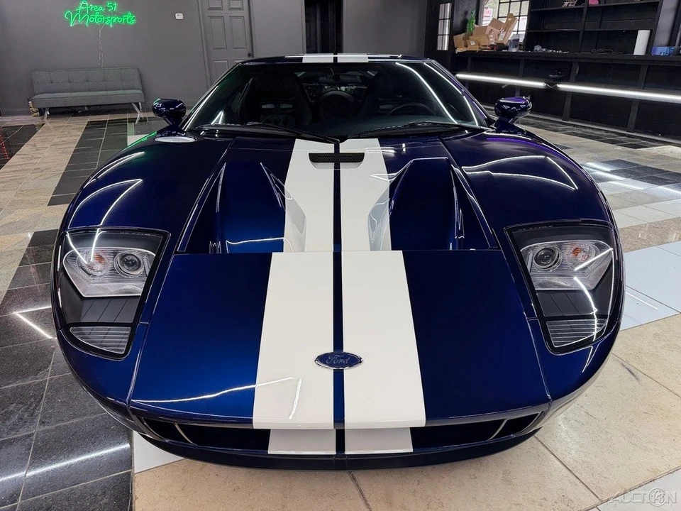 2005 Ford GT 1st Gen - Image 10 of 12