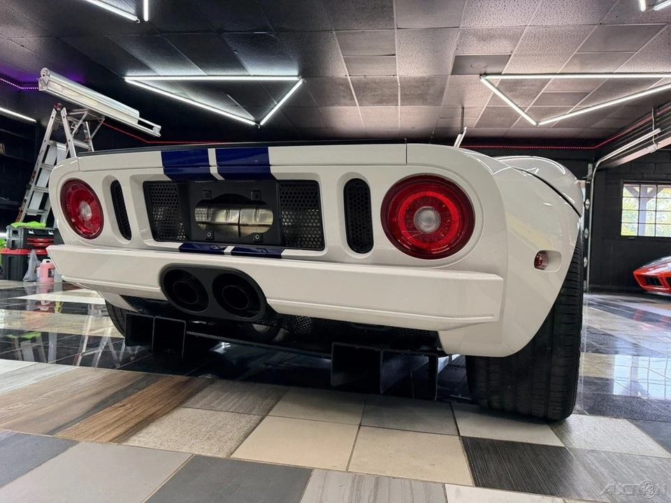 2005 Ford GT 1st Gen - Image 4 of 12