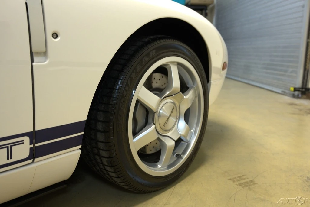 2005 Ford GT 1st Gen - Image 10 of 21