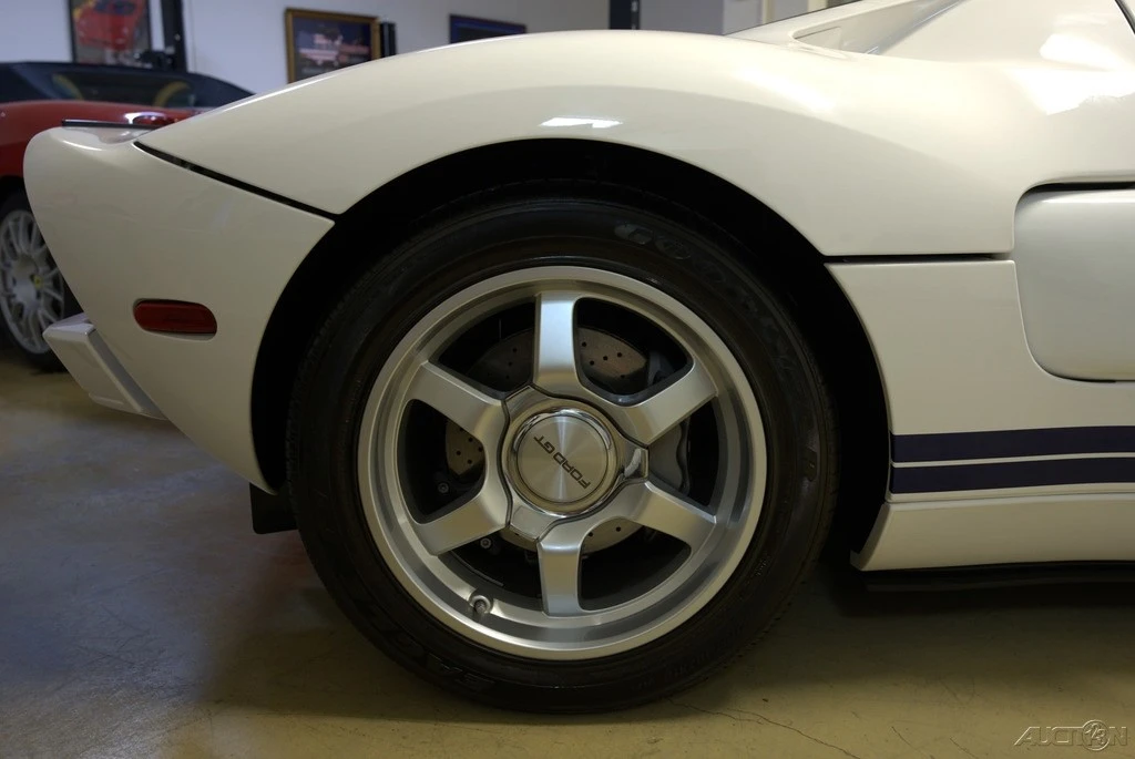 2005 Ford GT 1st Gen - Image 2 of 21