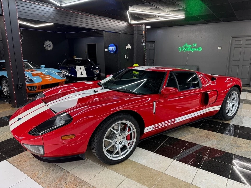 2005 Ford GT 1st Gen - Image 9 of 12