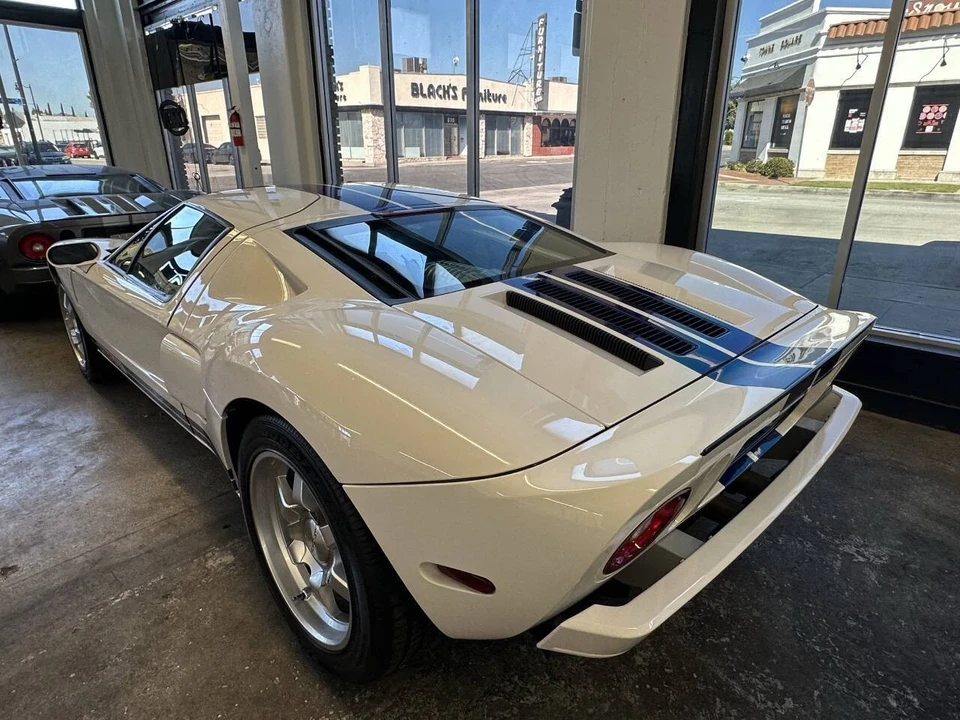 2005 Ford GT 1st Gen - Image 5 of 6