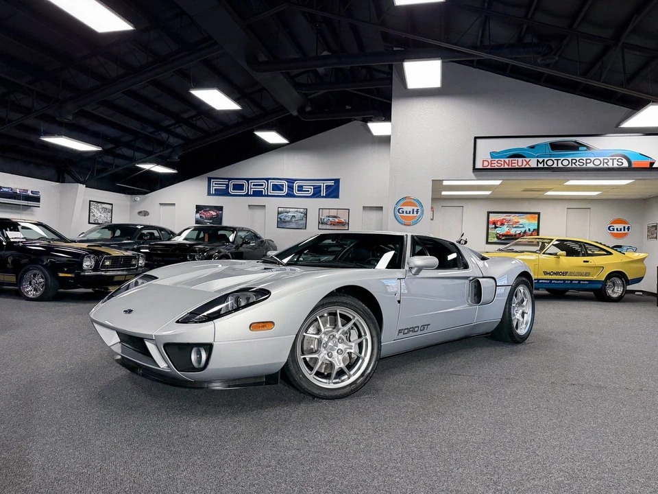 2005 Ford GT 1st Gen - Image 11 of 21