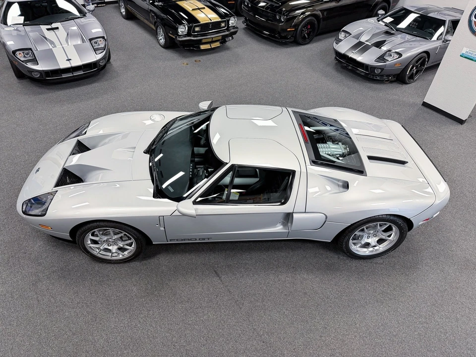 2005 Ford GT 1st Gen - Image 9 of 24