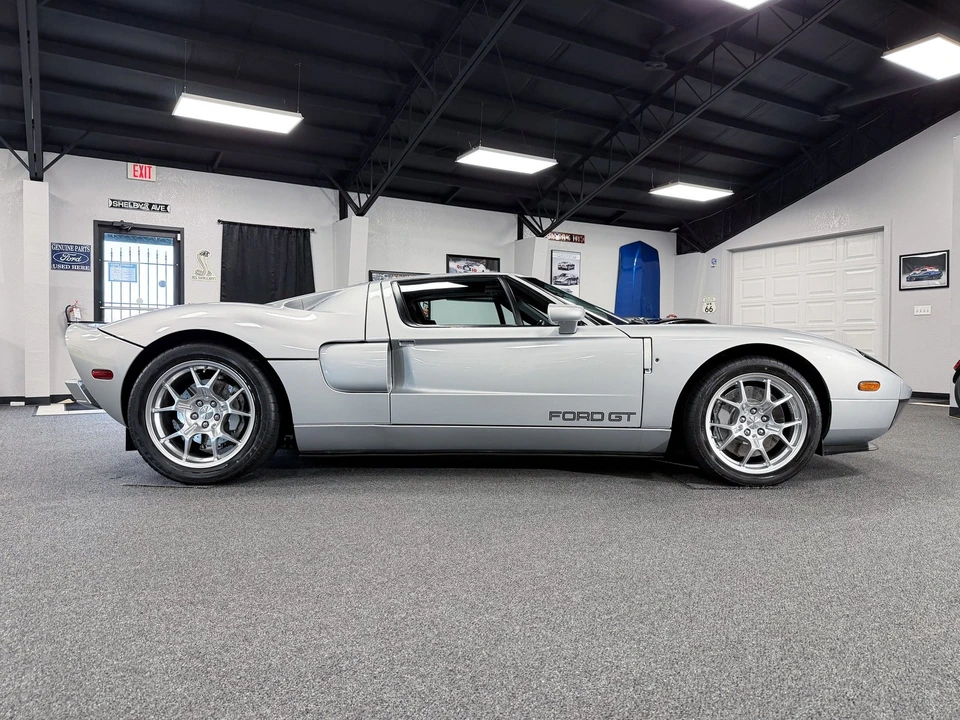2005 Ford GT 1st Gen - Image 4 of 21