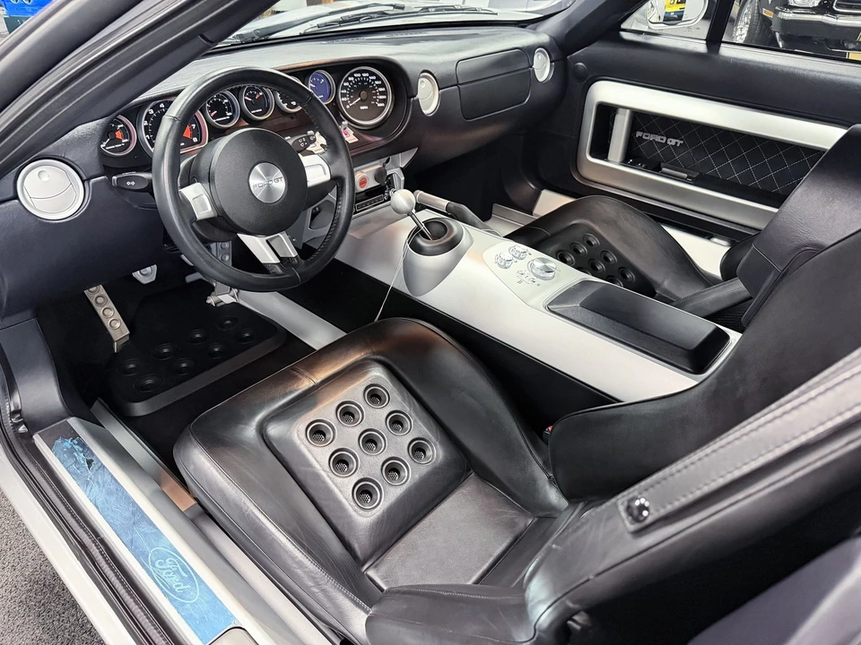 2005 Ford GT 1st Gen - Image 21 of 21