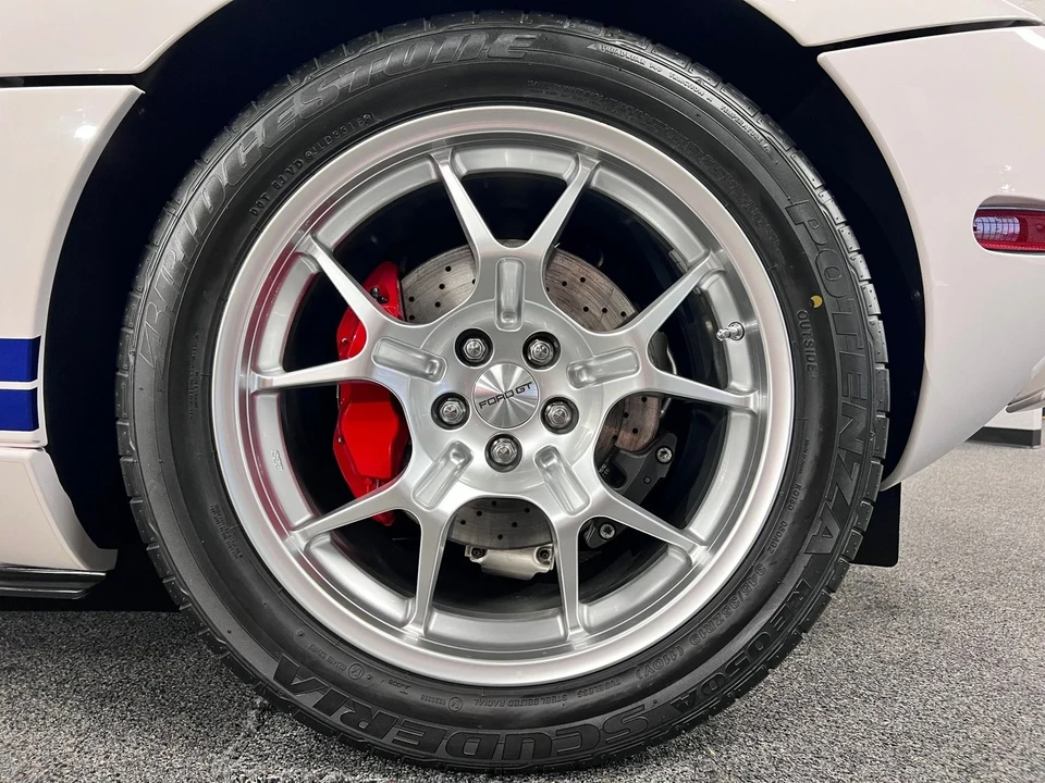 2005 Ford GT 1st Gen - Image 18 of 21