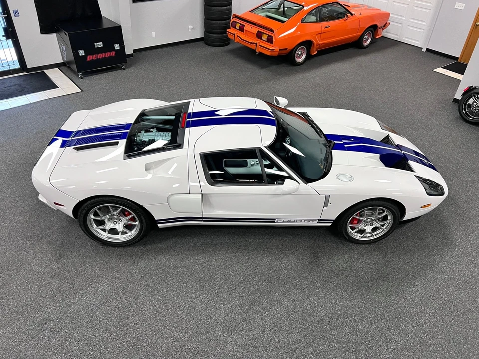 2005 Ford GT 1st Gen - Image 8 of 21