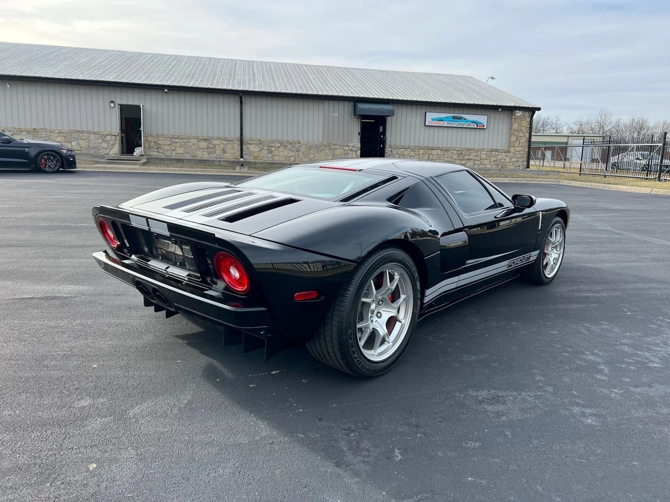 2005 Ford GT 1st Gen - Image 10 of 21