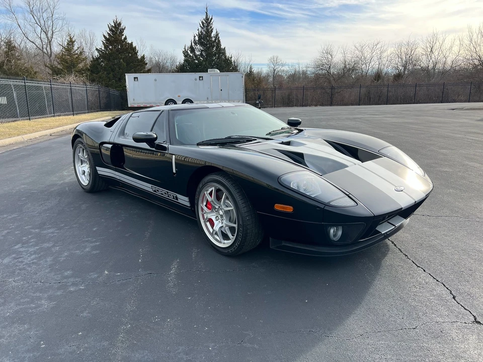2005 Ford GT 1st Gen - Image 13 of 21