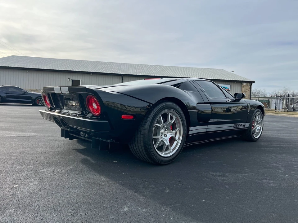 2005 Ford GT 1st Gen - Image 8 of 21