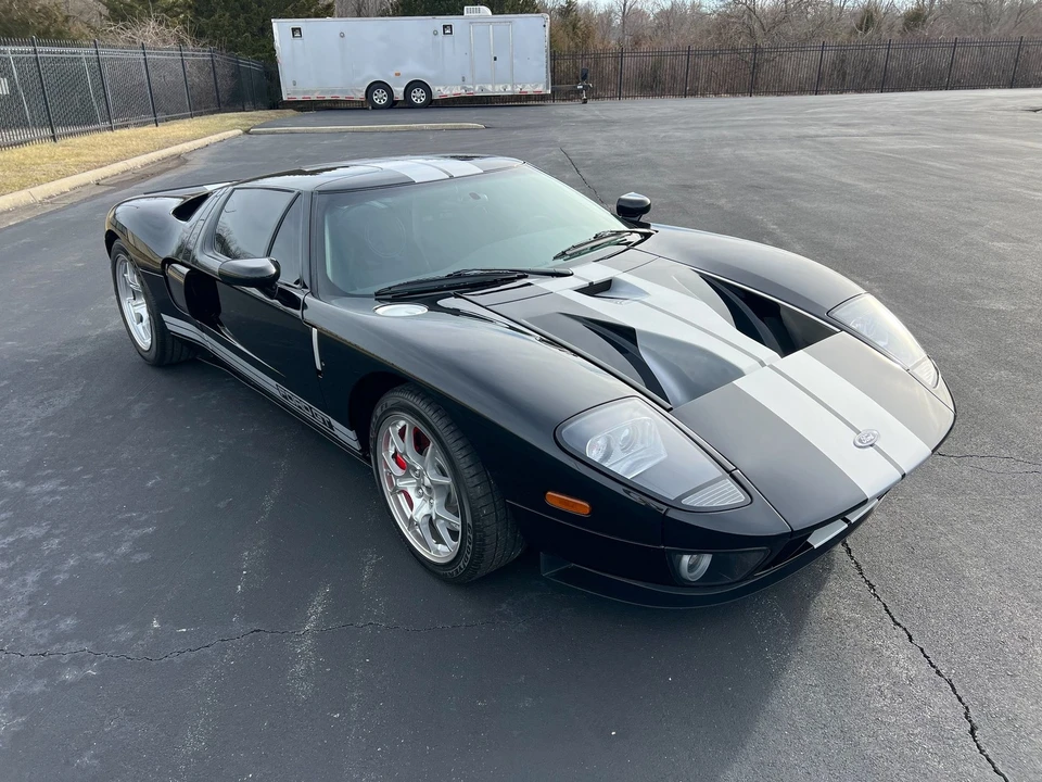 2005 Ford GT 1st Gen - Image 14 of 21