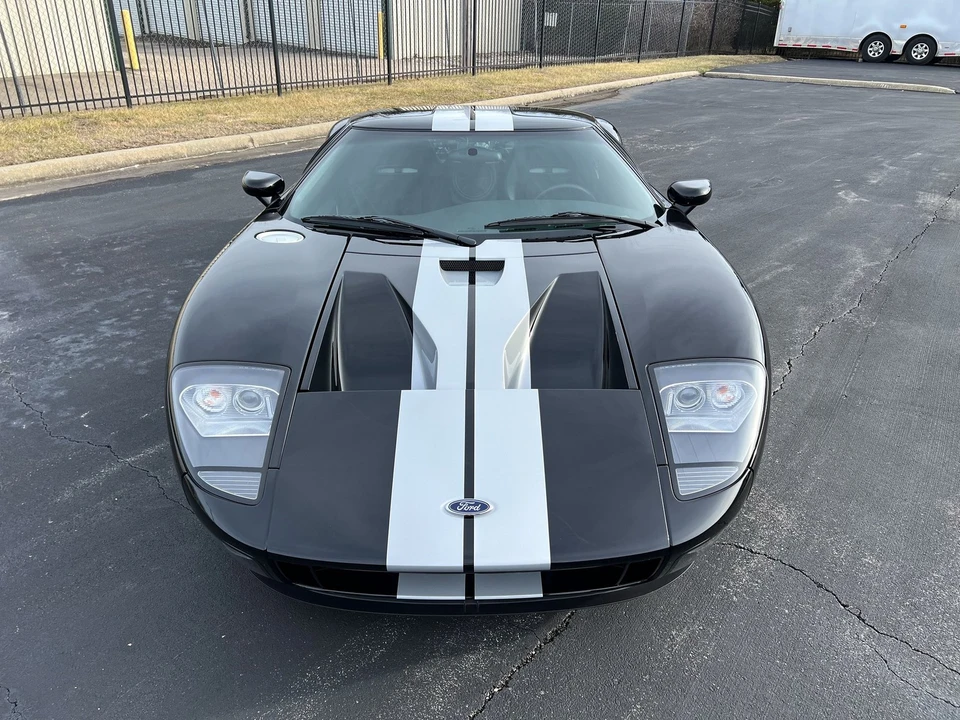 2005 Ford GT 1st Gen - Image 16 of 21