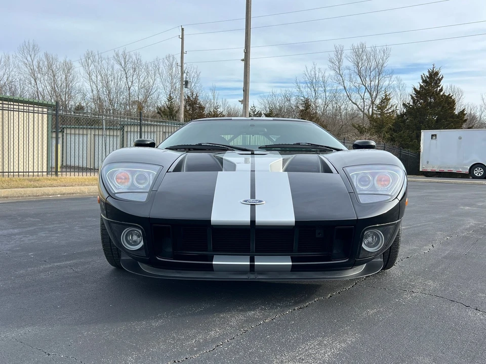 2005 Ford GT 1st Gen - Image 18 of 21