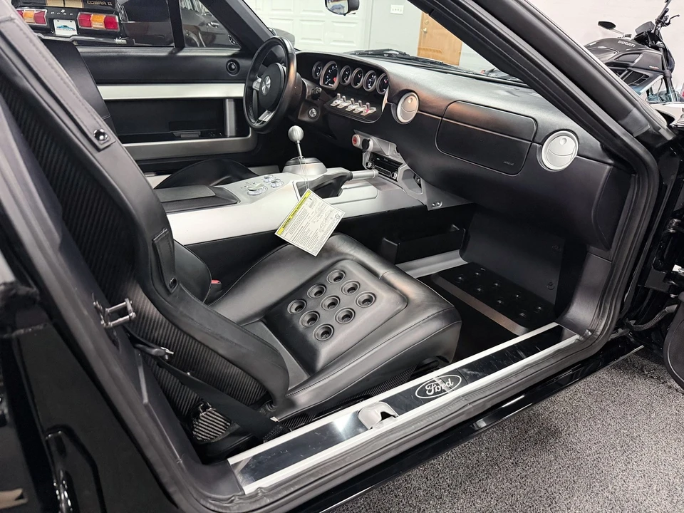 2005 Ford GT 1st Gen - Image 21 of 24