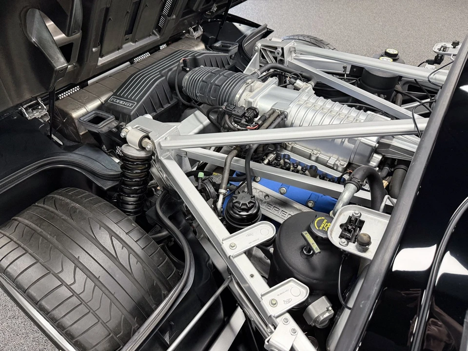 2005 Ford GT 1st Gen - Image 15 of 24