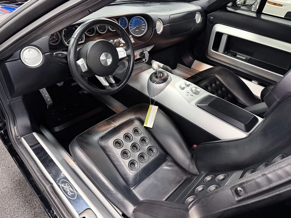 2005 Ford GT 1st Gen - Image 16 of 24
