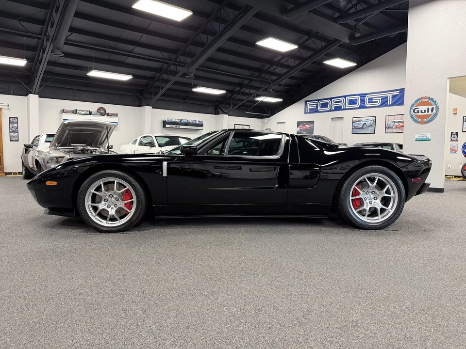 2005 Ford GT 1st Gen - Image 2 of 24