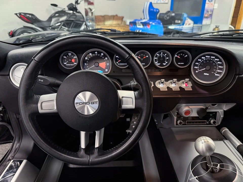 2005 Ford GT 1st Gen - Image 19 of 24