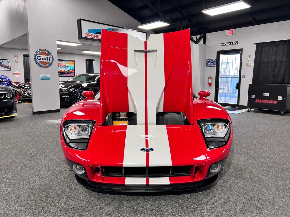 2005 Ford GT 1st Gen - Image 14 of 24