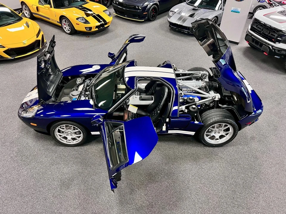 2005 Ford GT 1st Gen - Image 10 of 21