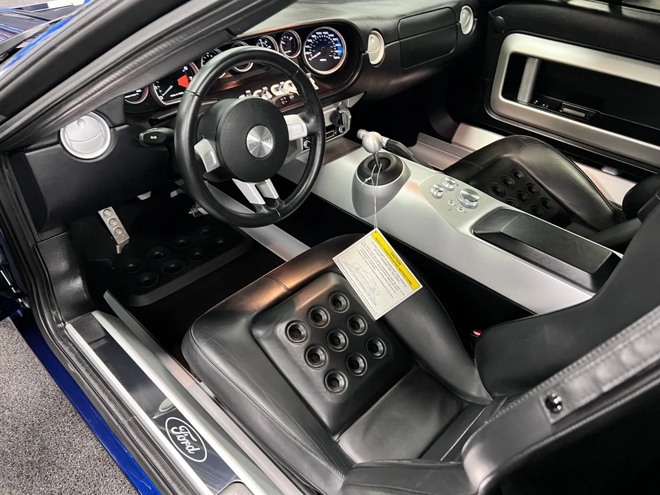 2005 Ford GT 1st Gen - Image 19 of 21