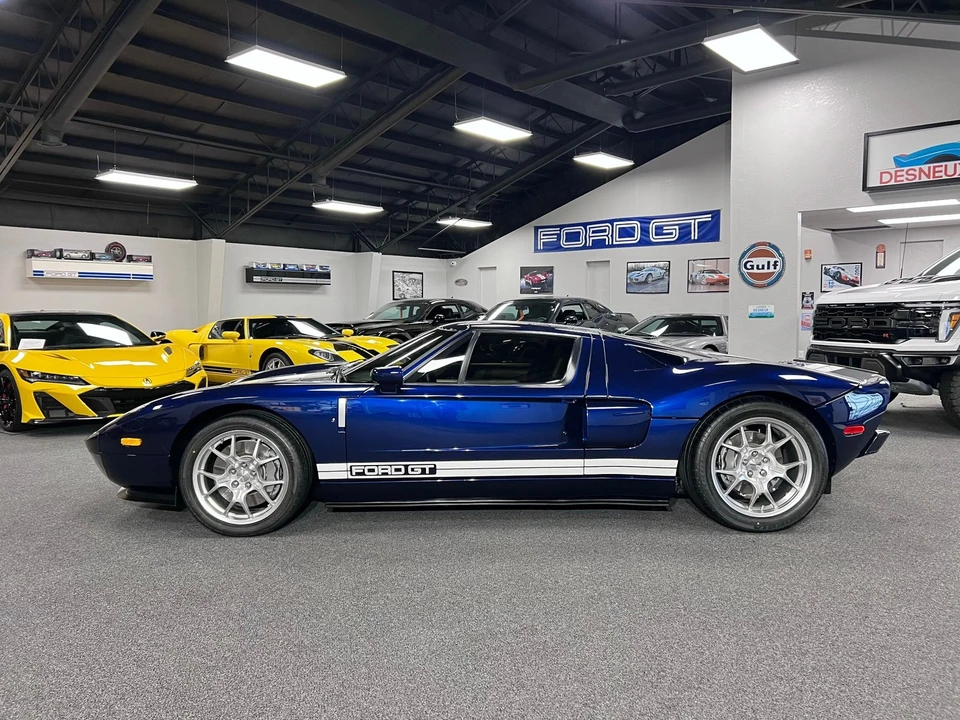 2005 Ford GT 1st Gen - Image 2 of 21
