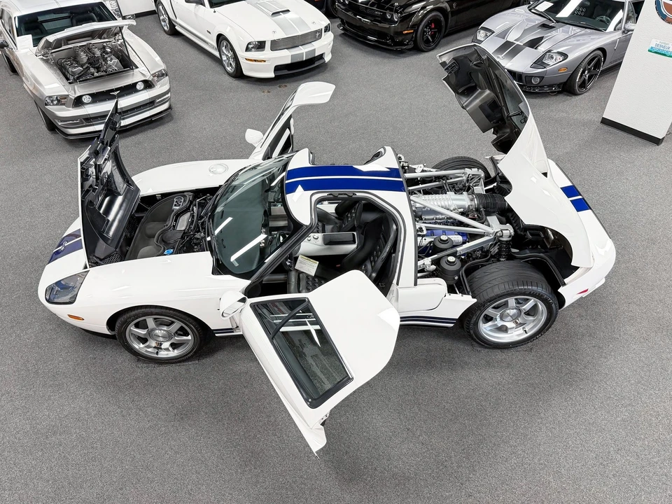 2005 Ford GT 1st Gen - Image 10 of 24